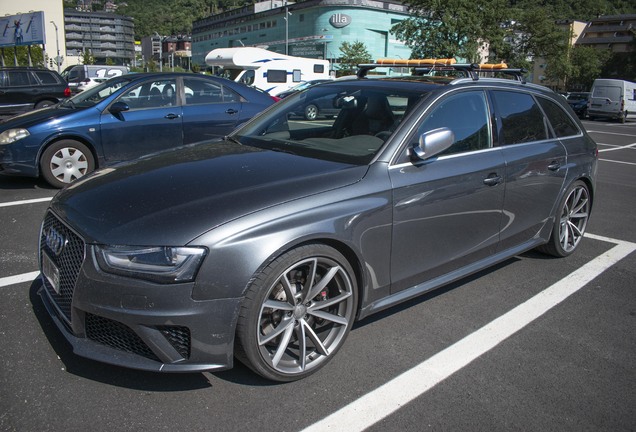 Audi RS4 Avant B8