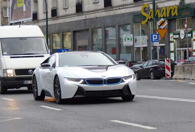 BMW i8