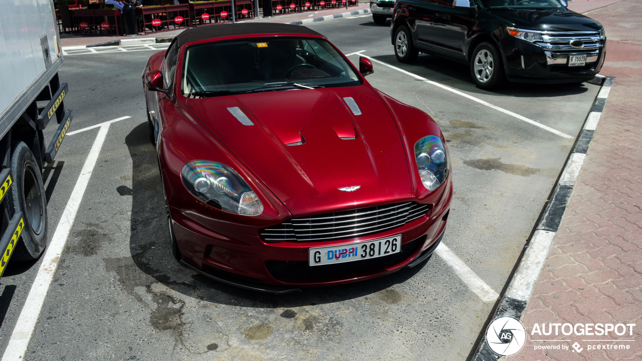 Aston Martin DBS Volante