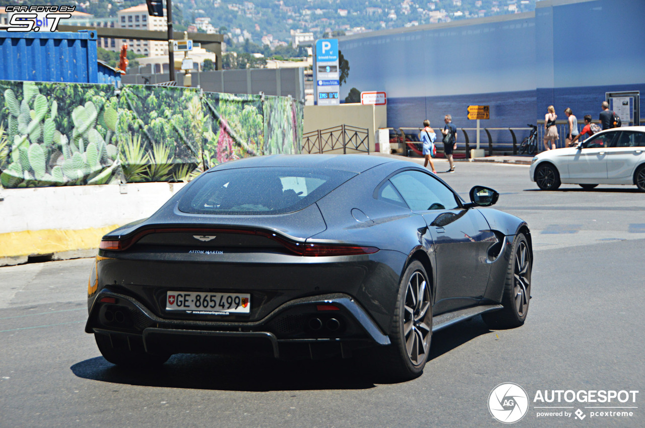 Aston Martin V8 Vantage 2018