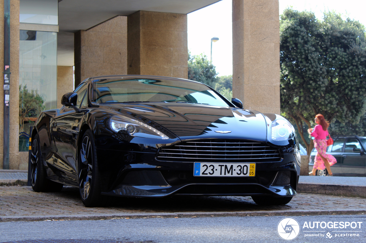 Aston Martin Vanquish 2013