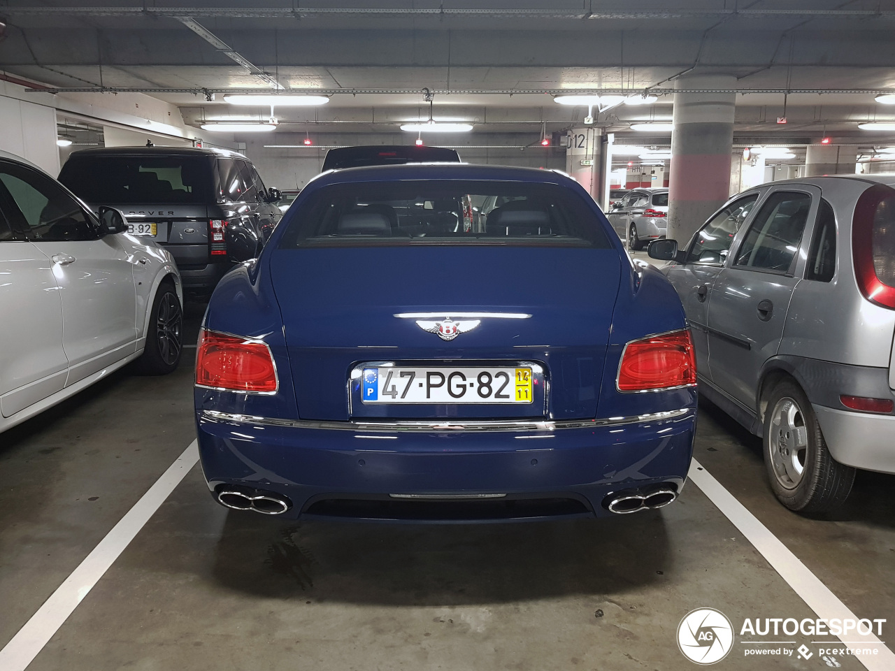 Bentley Flying Spur V8