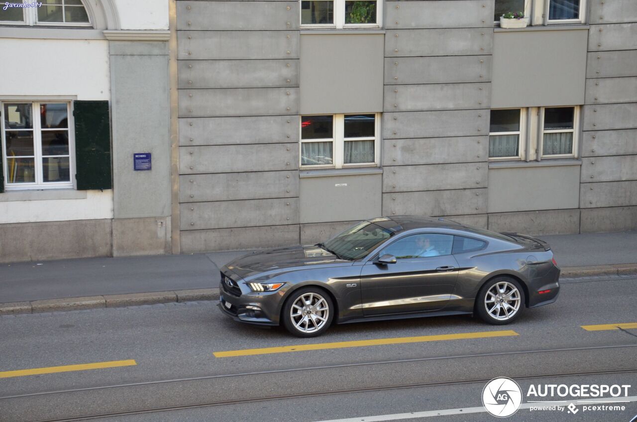 Ford Mustang GT 2015