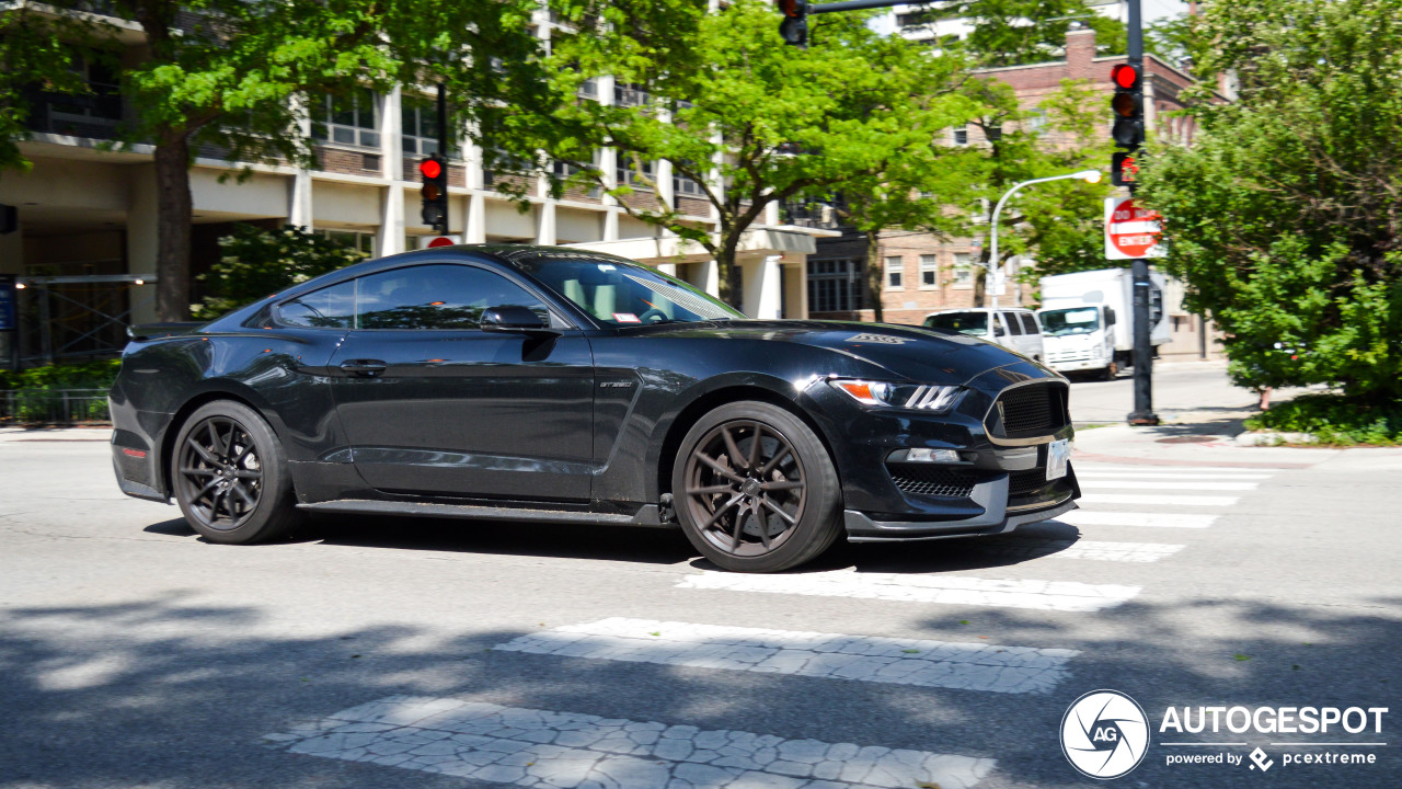 Ford Mustang Shelby GT350 2015