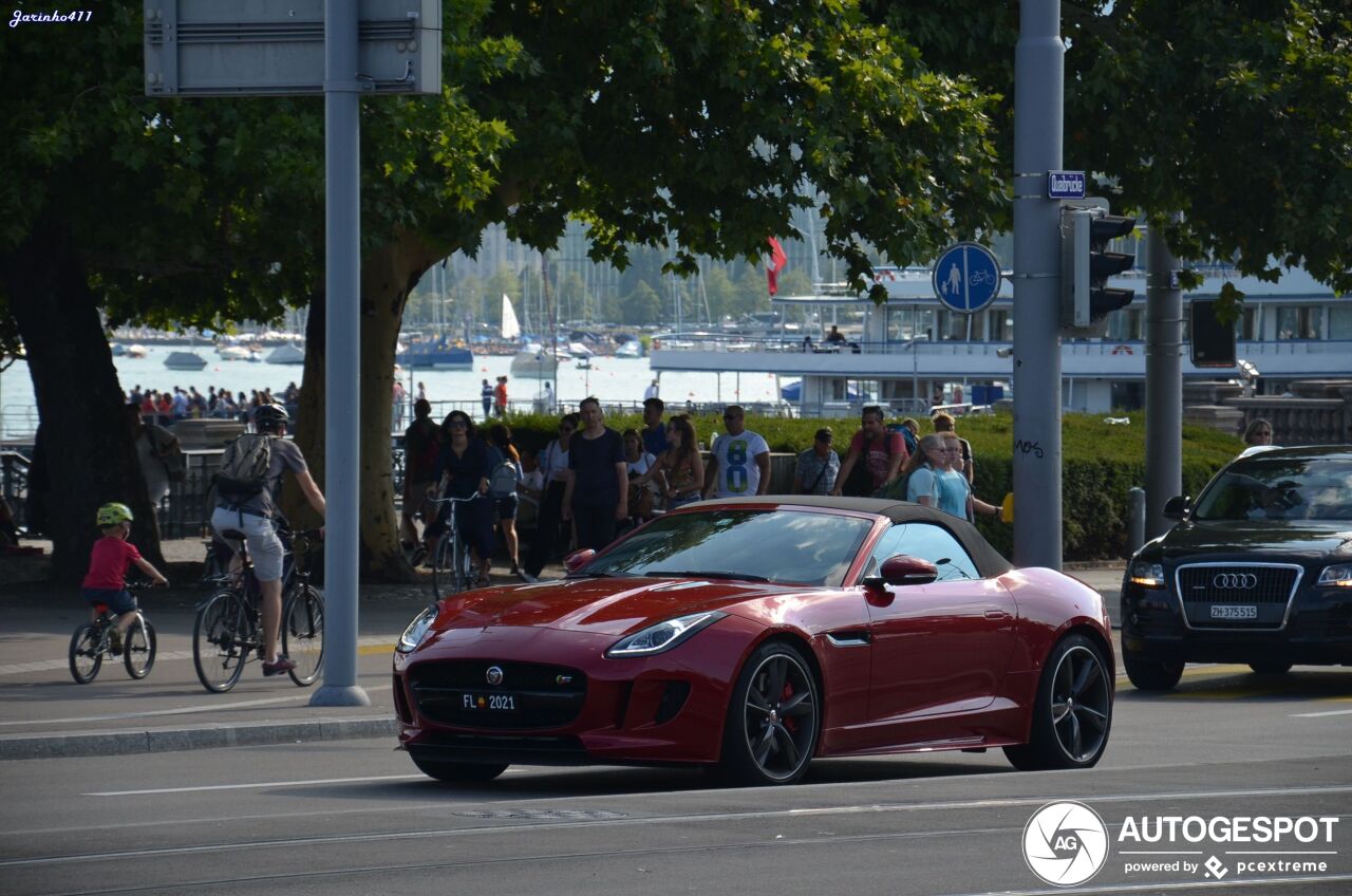 Jaguar F-TYPE S Convertible