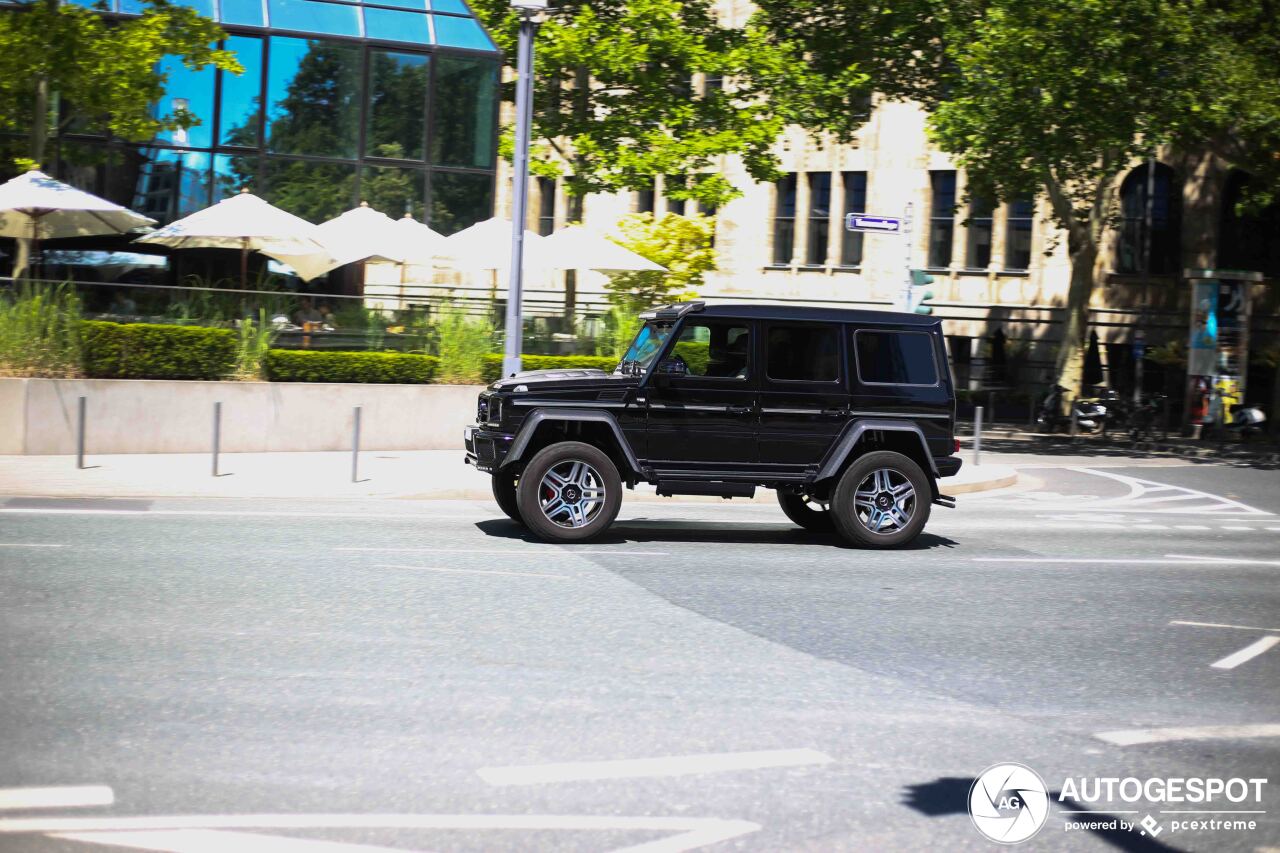 Mercedes-Benz Brabus G 500 4X4²