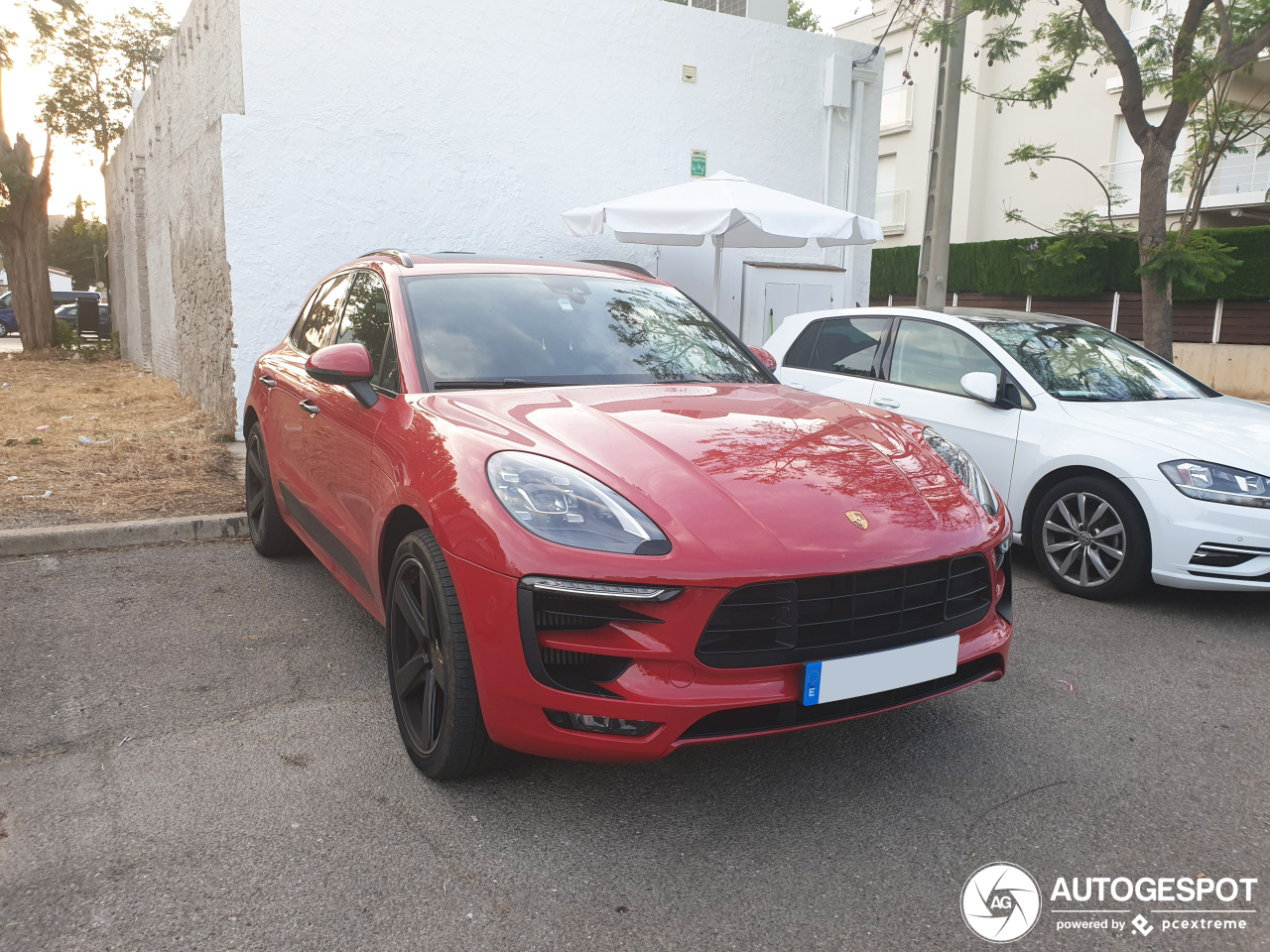 Porsche 95B Macan GTS