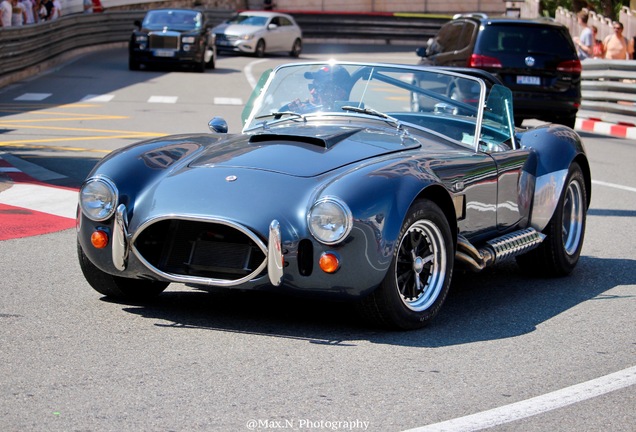 AC Cobra 427