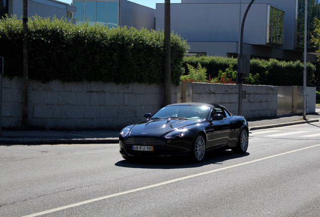 Aston Martin DB9 Volante