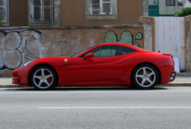 Ferrari California