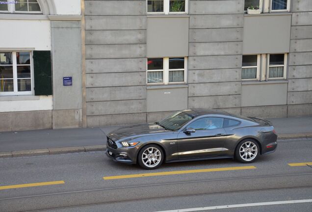 Ford Mustang GT 2015