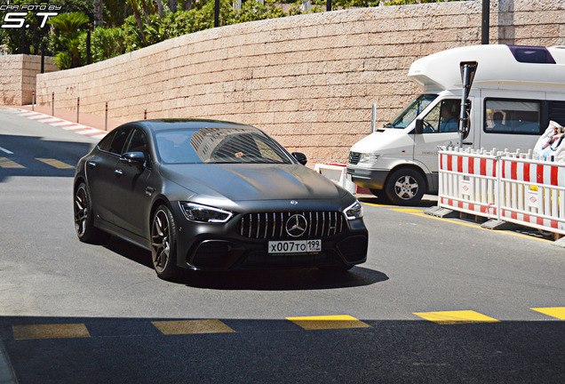 Mercedes-AMG GT 63 S X290