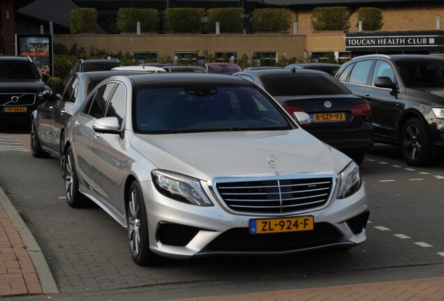 Mercedes-Benz S 63 AMG V222