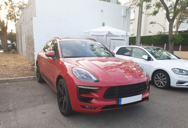 Porsche 95B Macan GTS