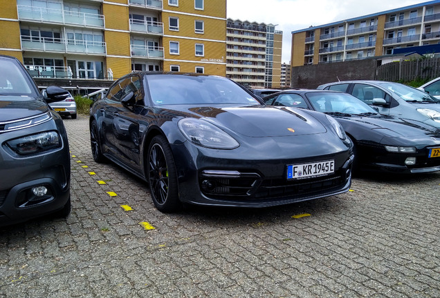 Porsche 971 Panamera Turbo S E-Hybrid Sport Turismo