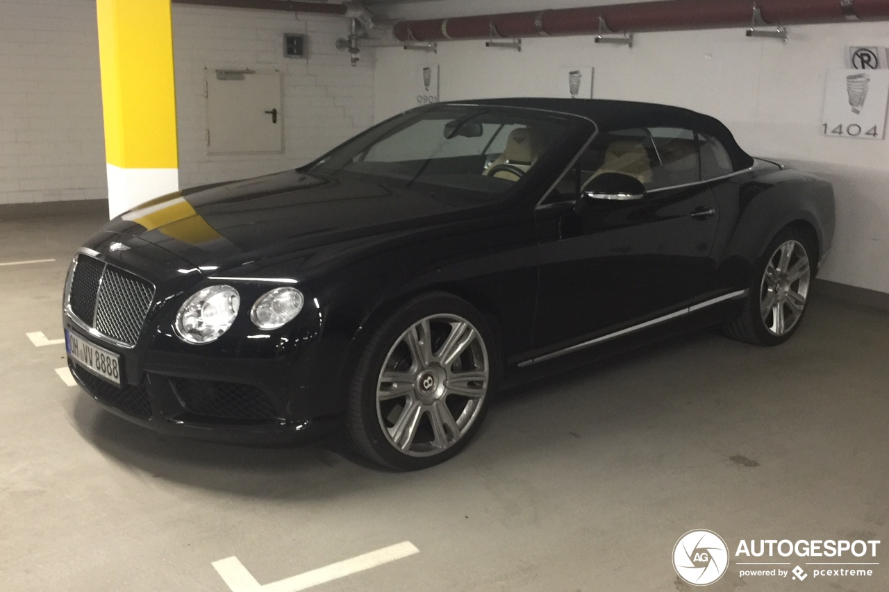 Bentley Continental GTC V8