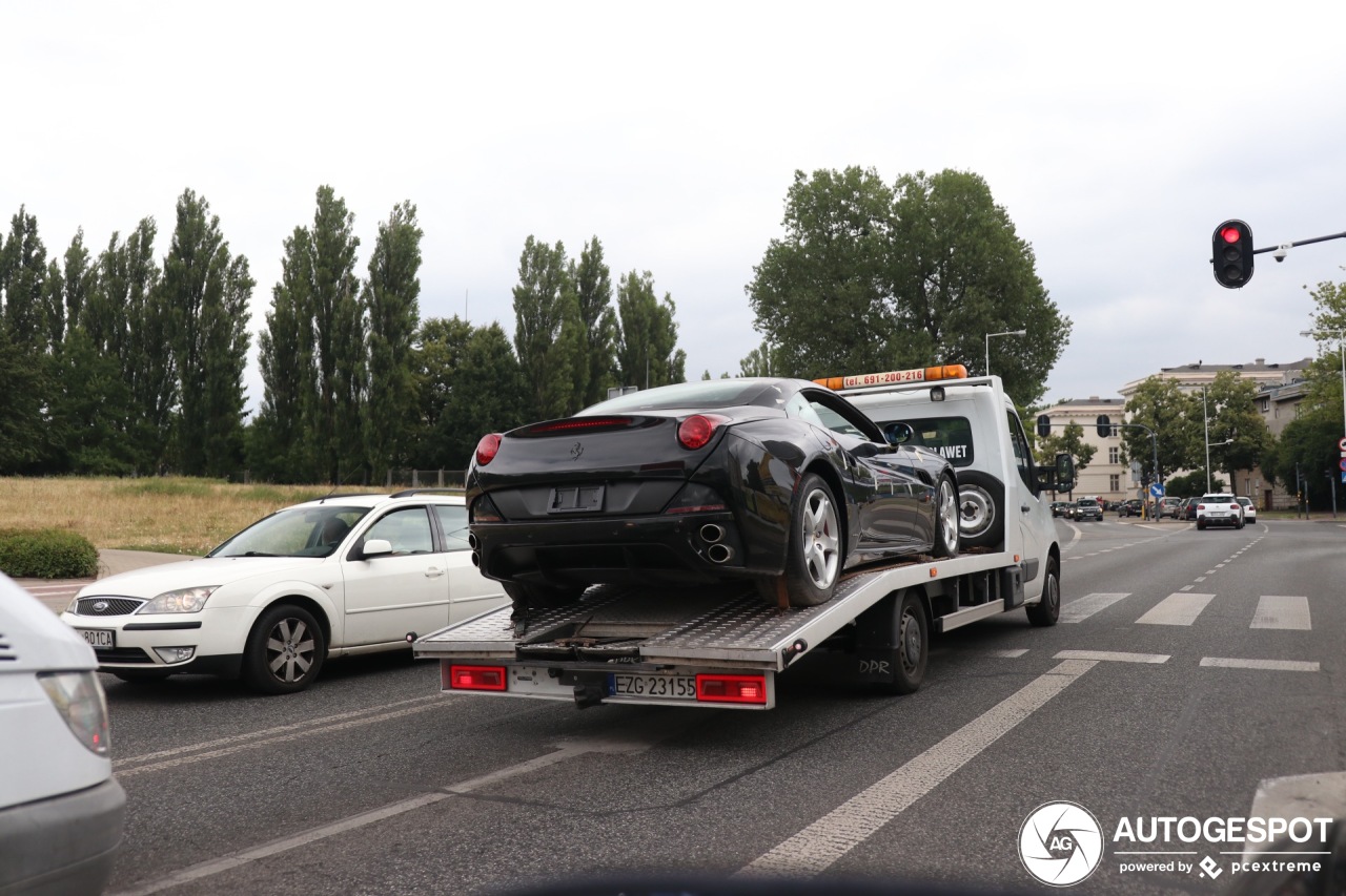 Ferrari California