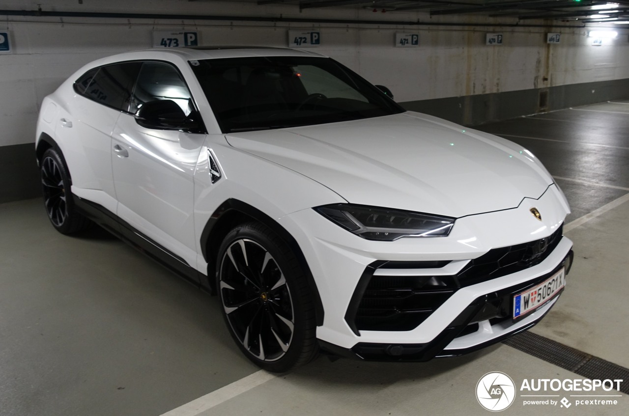 Lamborghini Urus