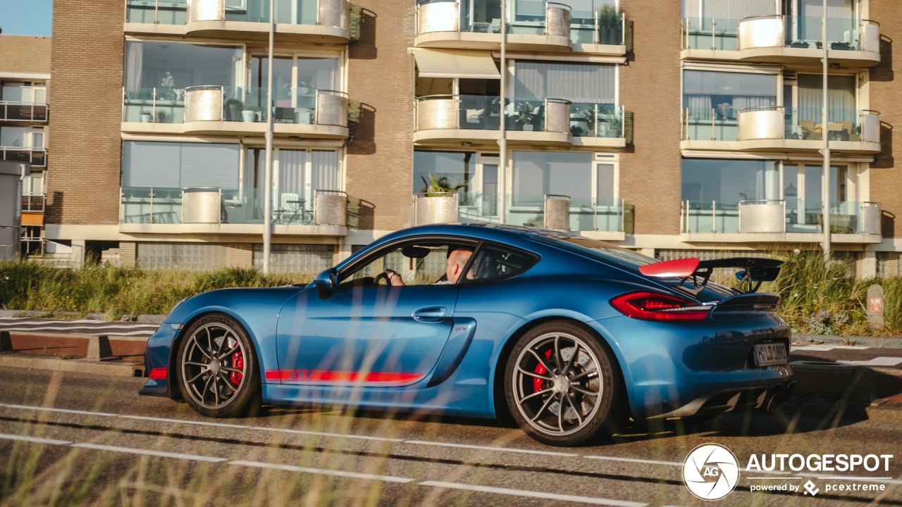 Porsche 981 Cayman GT4