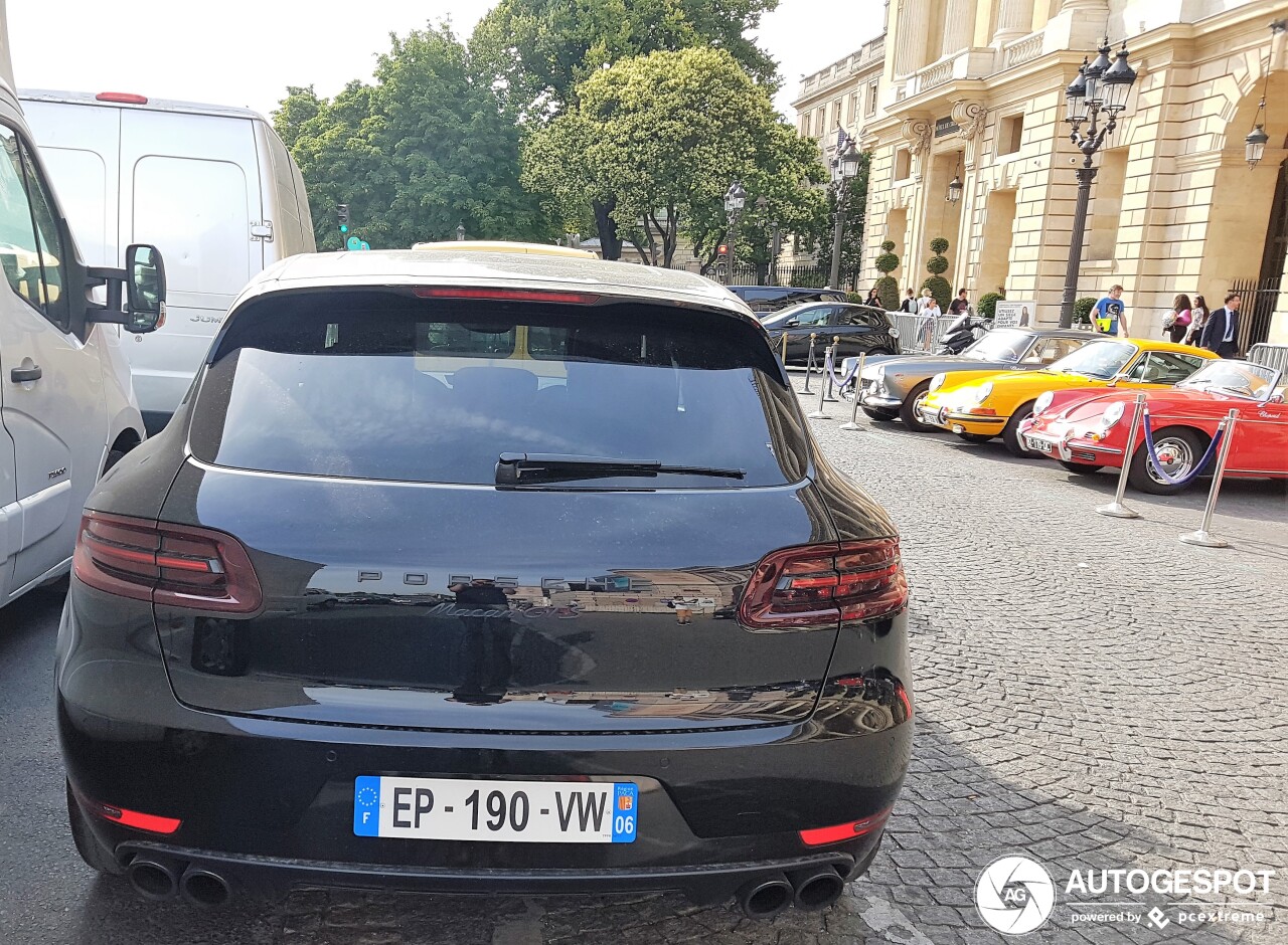 Porsche 95B Macan GTS