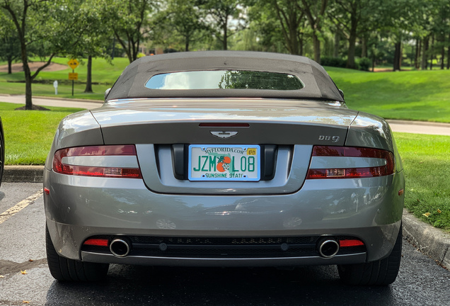 Aston Martin DB9 Volante