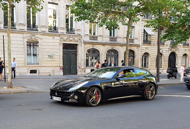 Ferrari FF