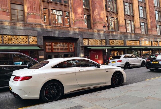 Mercedes-Benz S 63 AMG Coupé C217