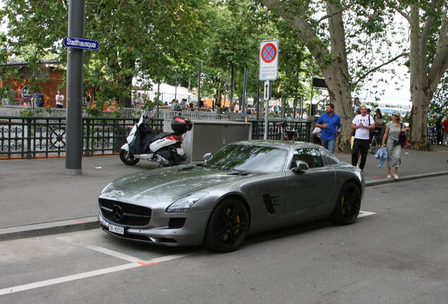 Mercedes-Benz SLS AMG