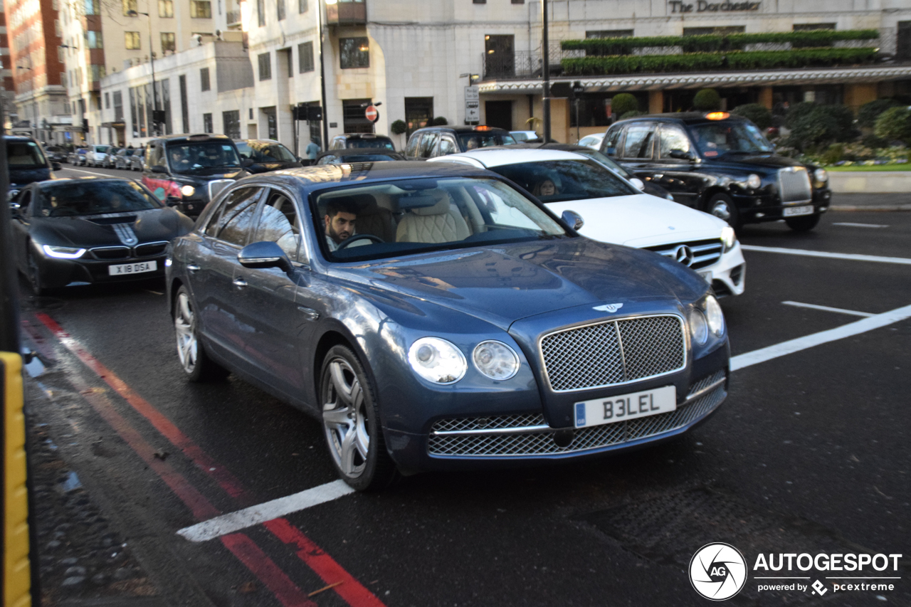 Bentley Flying Spur V8