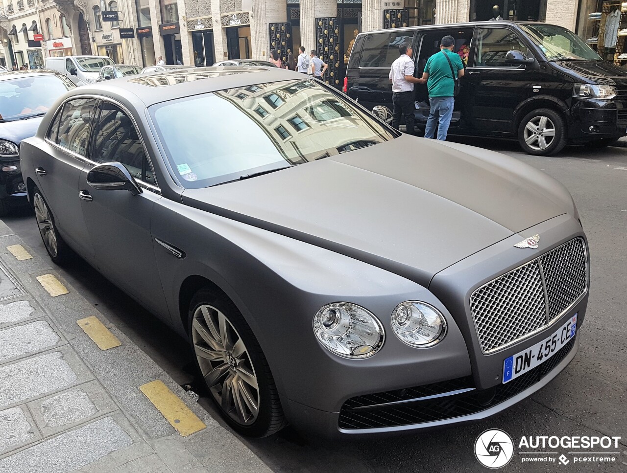 Bentley Flying Spur V8