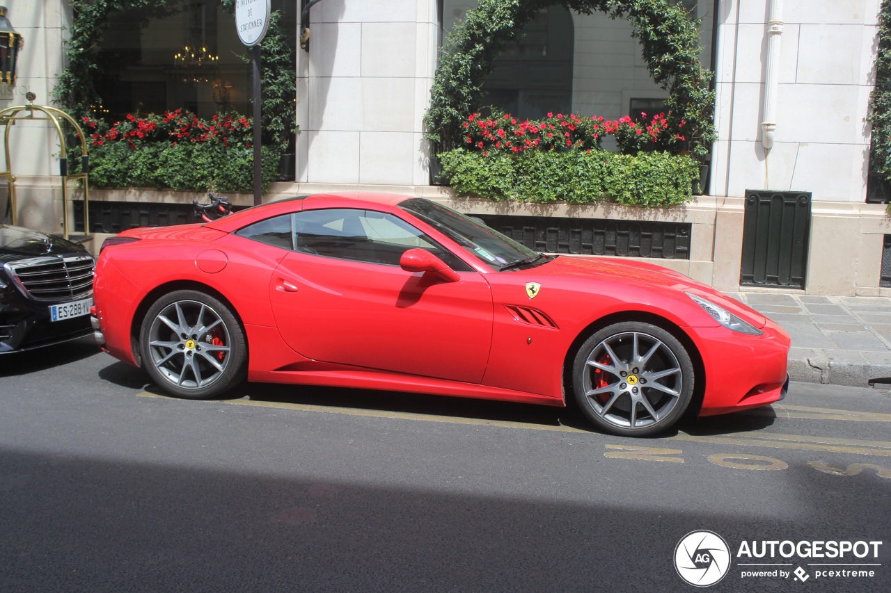 Ferrari California