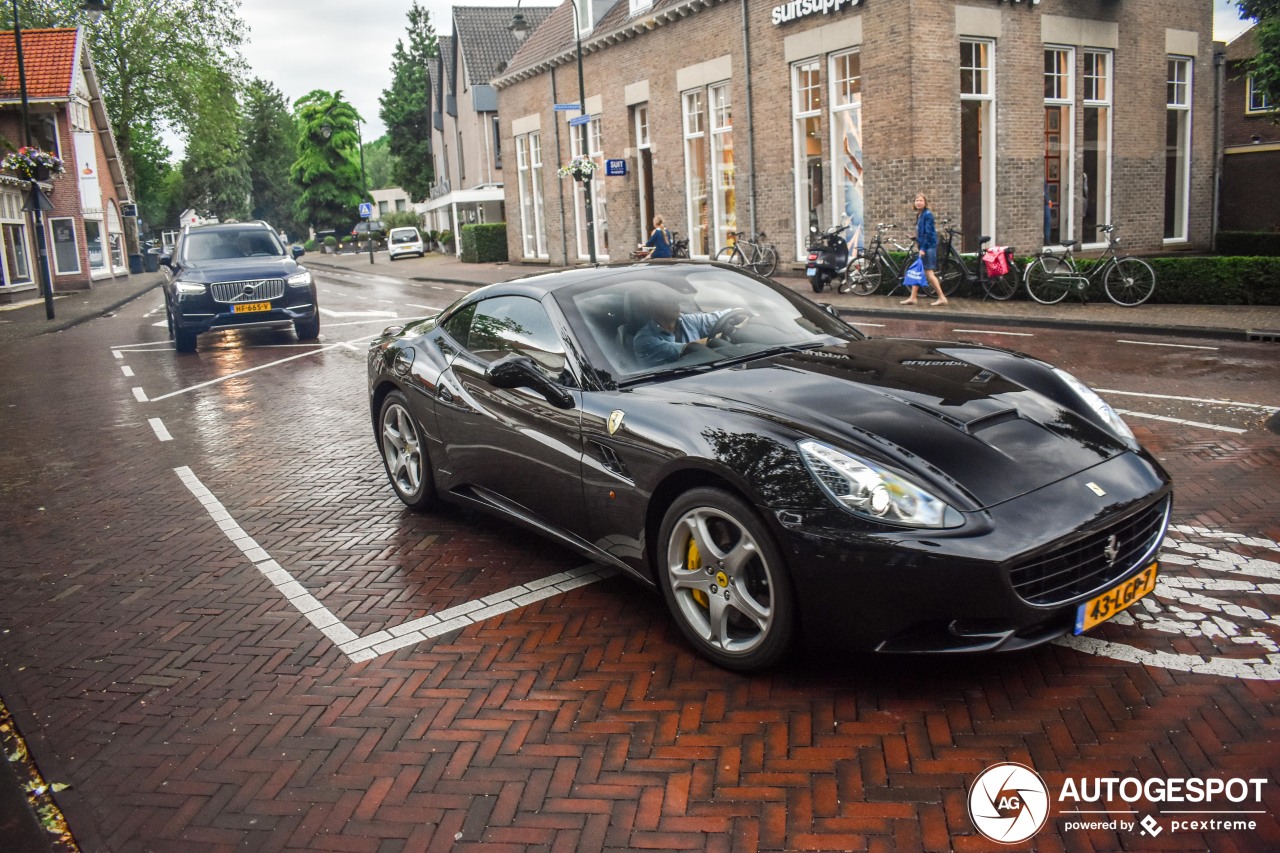 Ferrari California