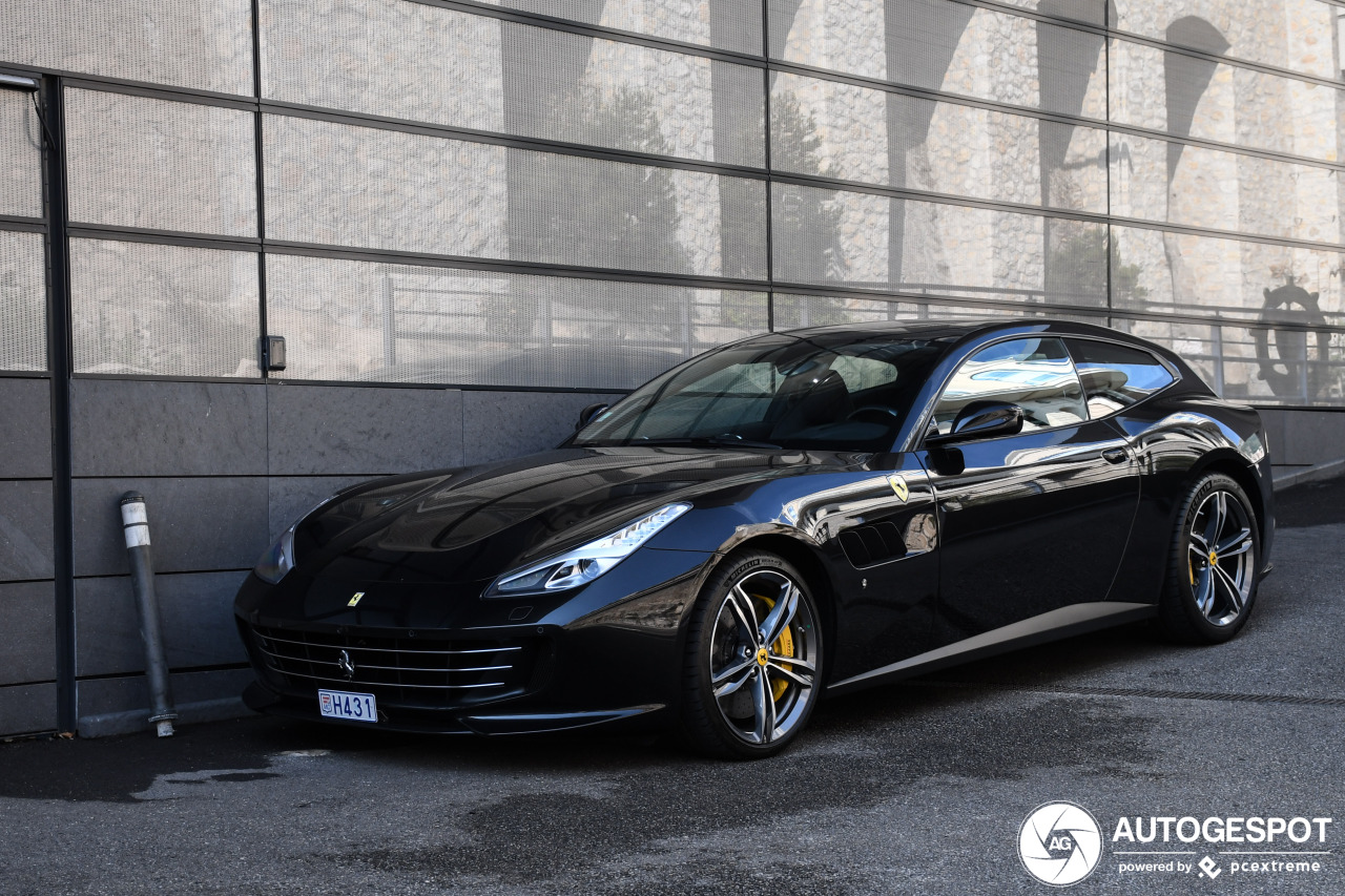 Ferrari GTC4Lusso