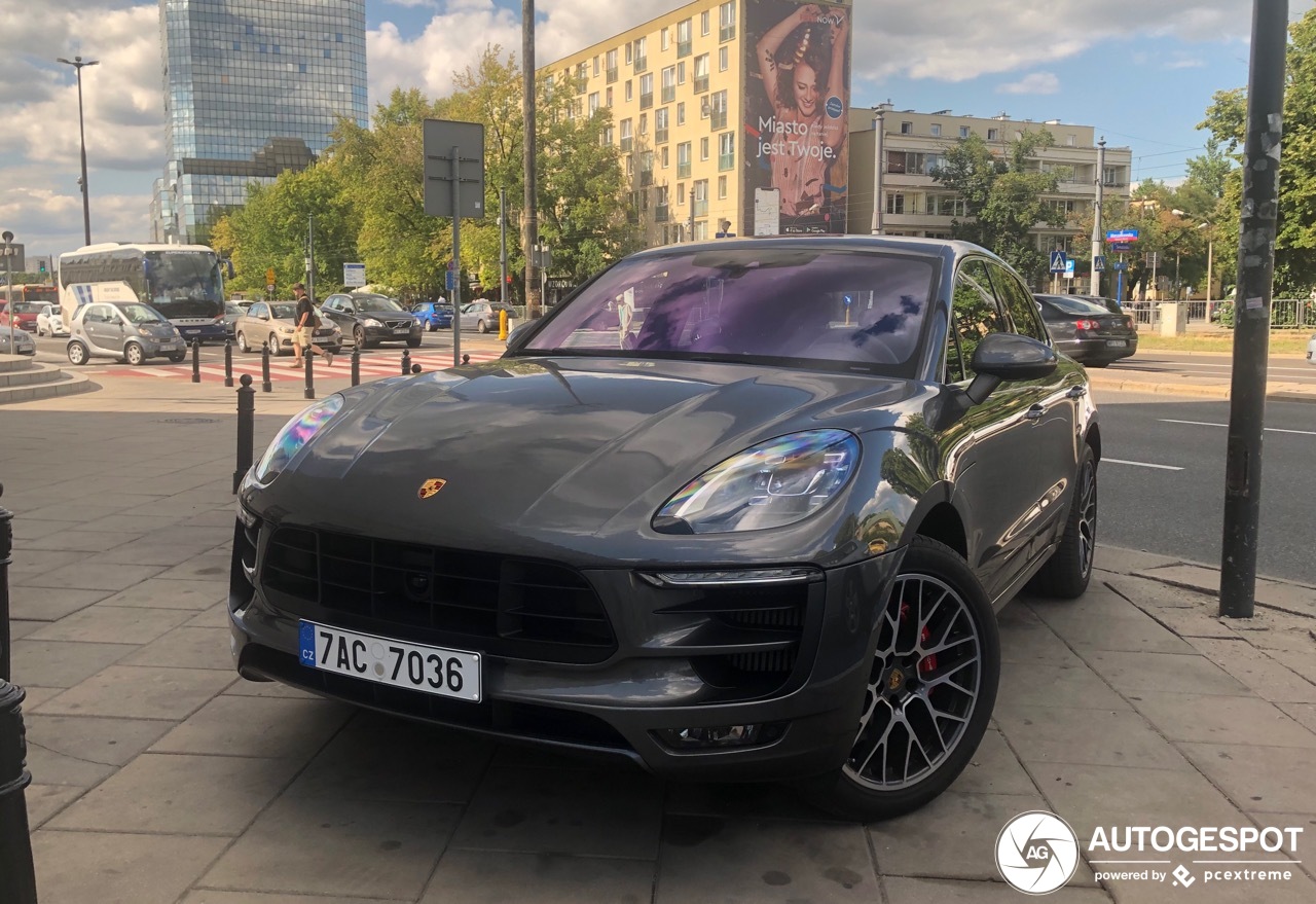 Porsche 95B Macan GTS