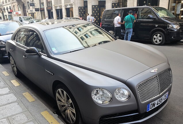 Bentley Flying Spur V8