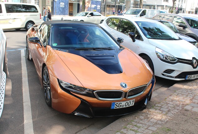 BMW i8 Roadster