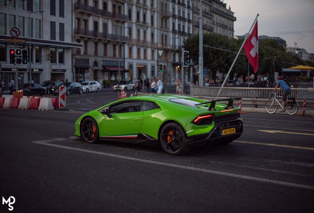 Lamborghini Huracán LP640-4 Performante