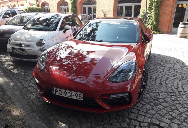 Porsche 971 Panamera Turbo S E-Hybrid