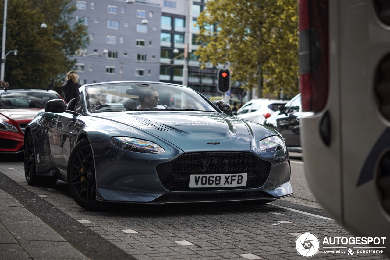 Aston Martin V12 Vantage V600 Roadster