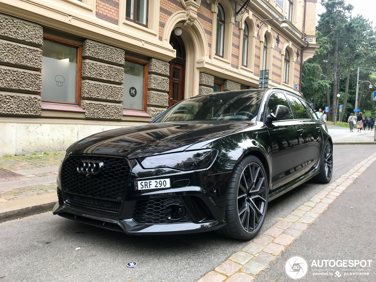 Audi RS6 Avant C7 2015