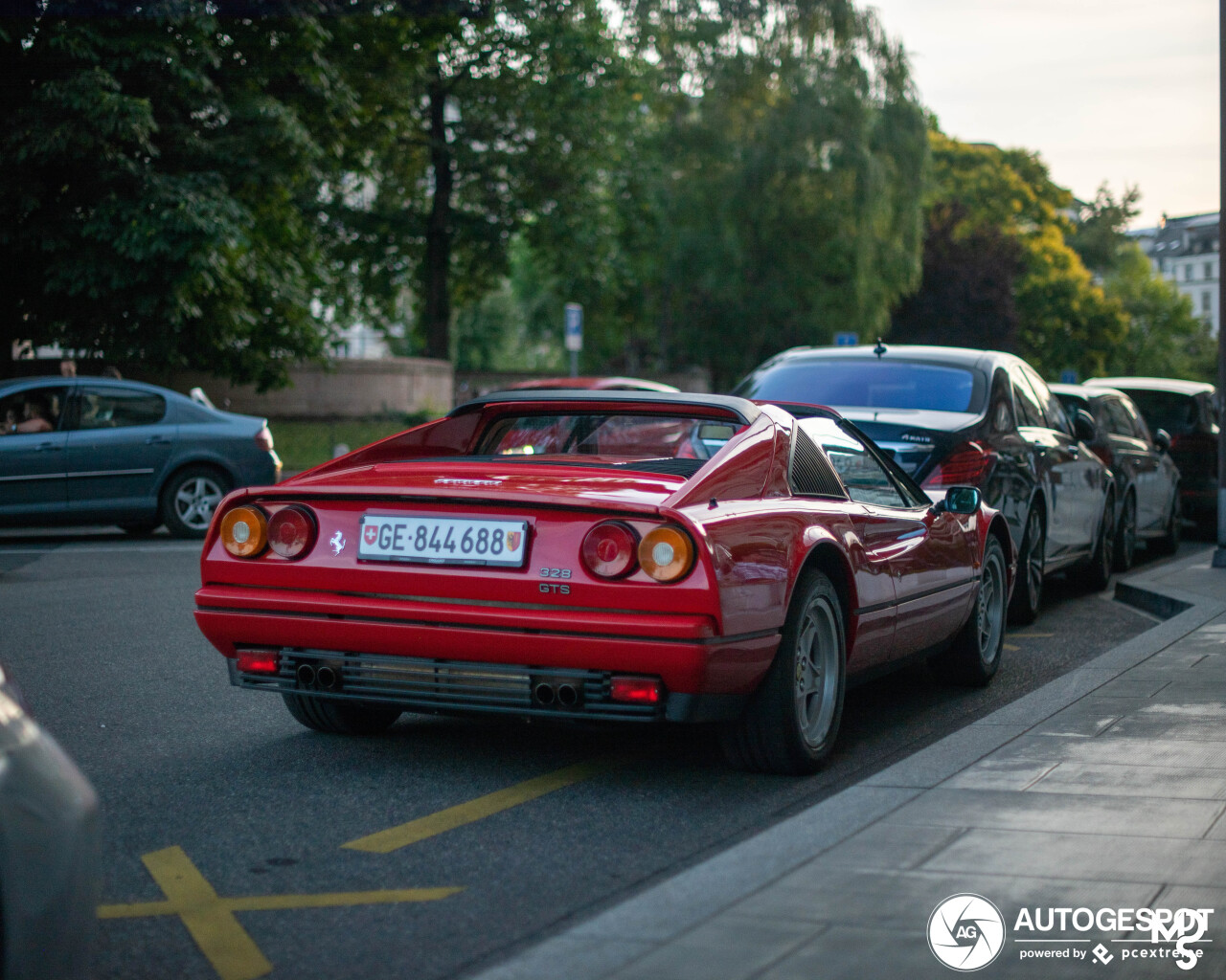 Ferrari 328 GTS