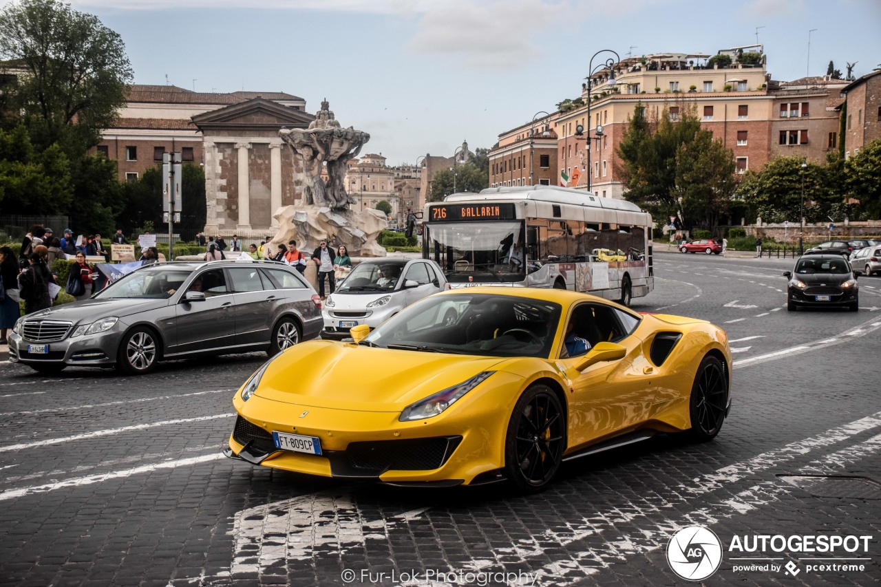 Ferrari 488 Pista