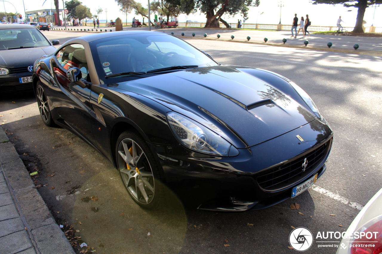 Ferrari California