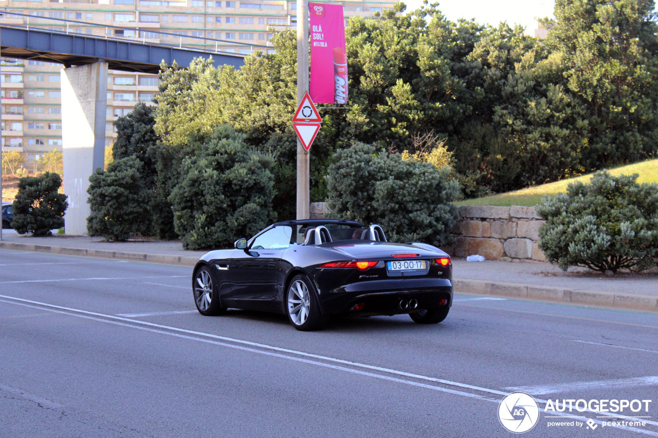 Jaguar F-TYPE S Convertible