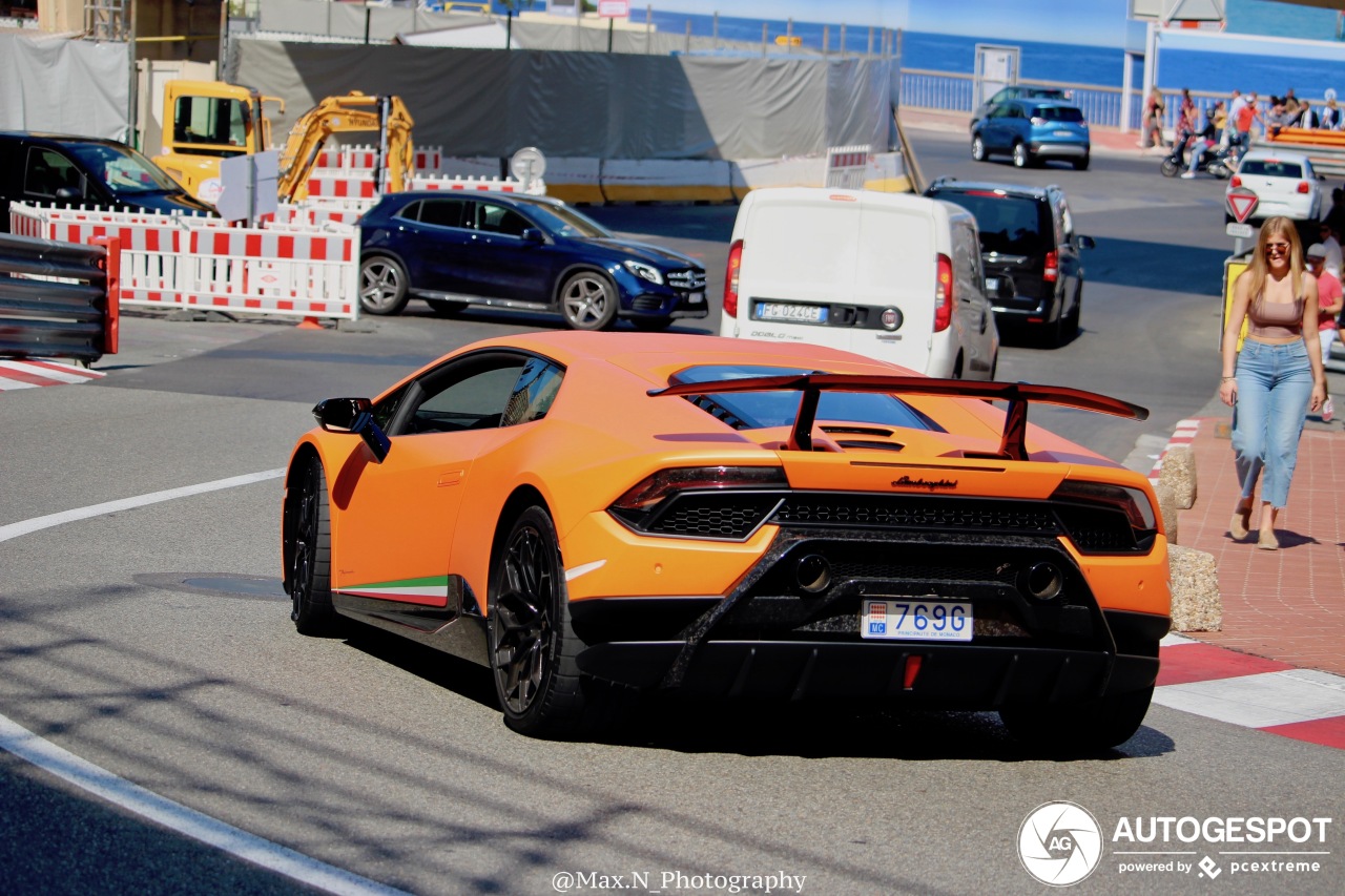 Lamborghini Huracán LP640-4 Performante