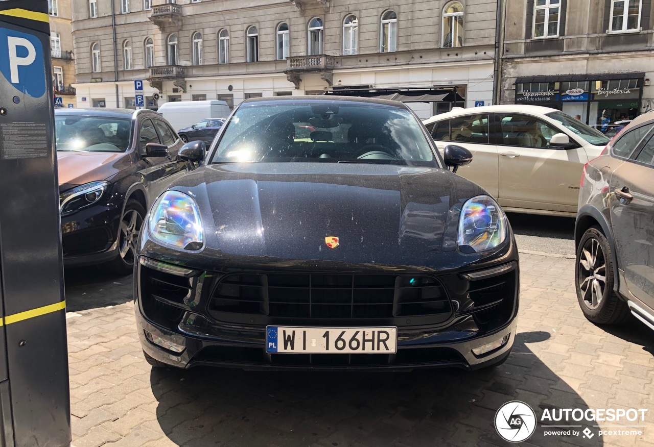 Porsche 95B Macan GTS