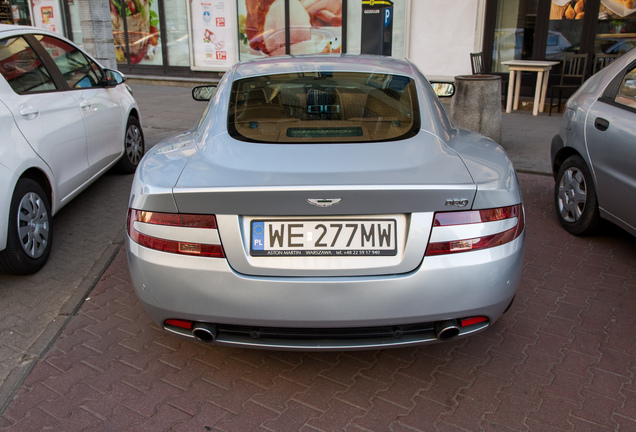 Aston Martin DB9