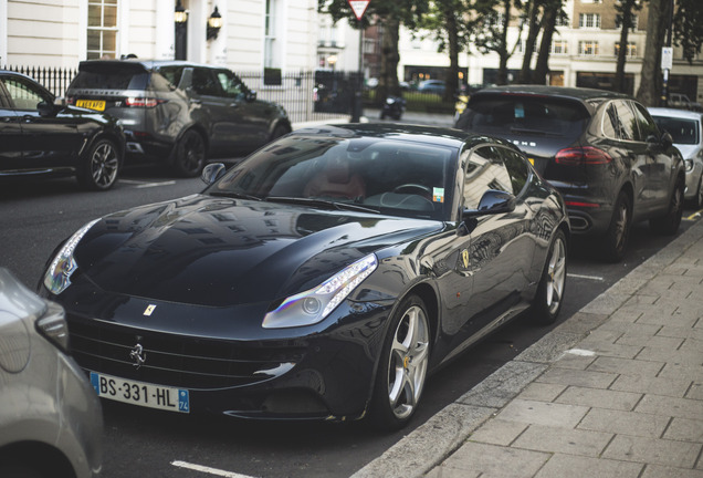 Ferrari FF