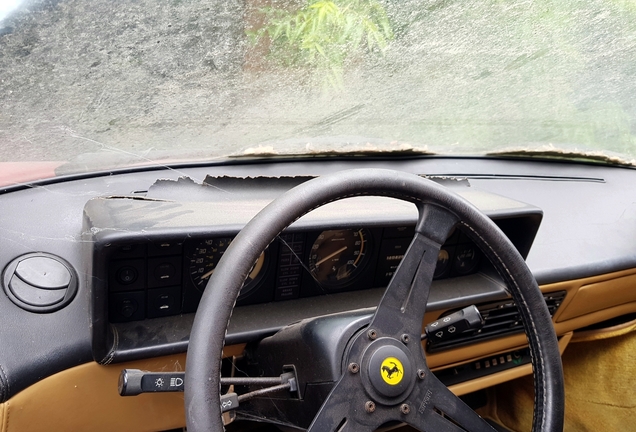 Ferrari Mondial 8