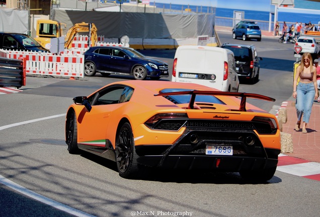 Lamborghini Huracán LP640-4 Performante